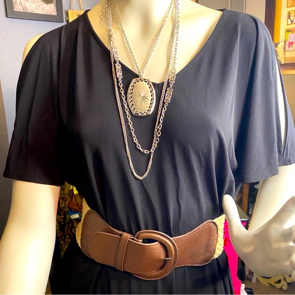 CHICOS SZ 1 (8-10) BLACK MAXI with Cold Shoulder - Picture 2 of 6